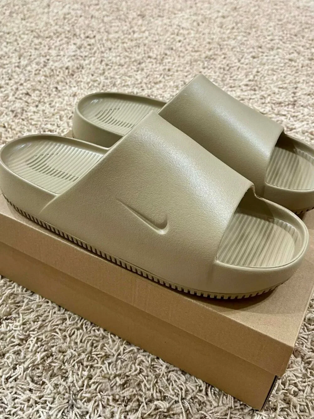 Nike Men's Calm Slide Sandals Shoes Khaki FD4116-201, Size 13 (New)